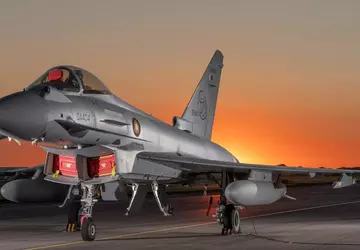 Katar erhält den ersten Eurofighter Typhoon ...