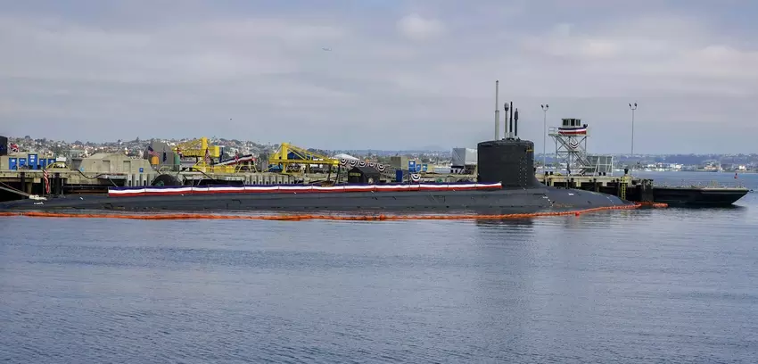 Australien wird drei Virginia-U-Boote mit Nuklearantrieb kaufen und gemeinsam mit dem Vereinigten Königreich und den USA mit der Produktion von AUKUS-U-Booten mit Nuklearantrieb beginnen - ein neues Projekt im Wert von 245 Mrd. Dollar