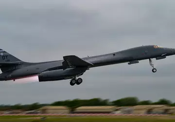 Strategische Bomber vom Typ B-1B Lancer ...