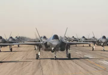 Kanada kauft 16 F-35 Lightning II-Kampfjets ...