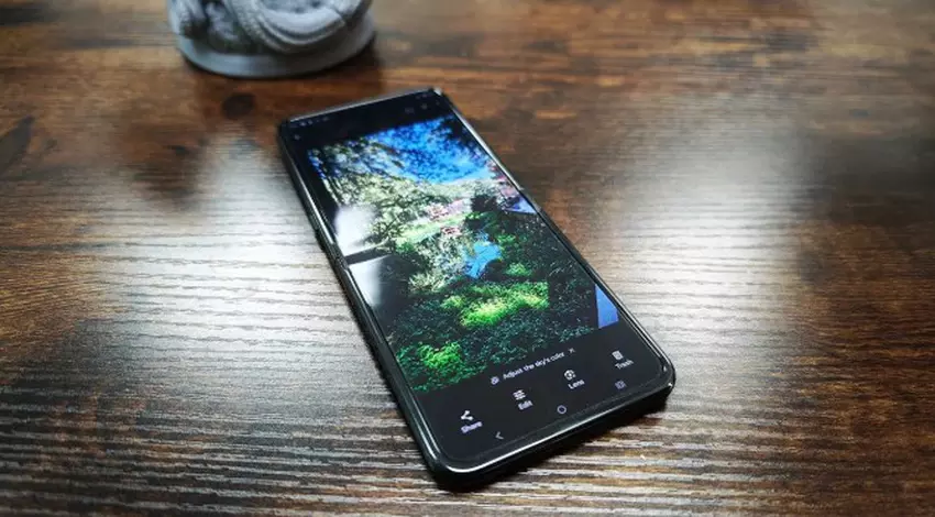 Motorola Razr Ultra 2025 Klapphandy