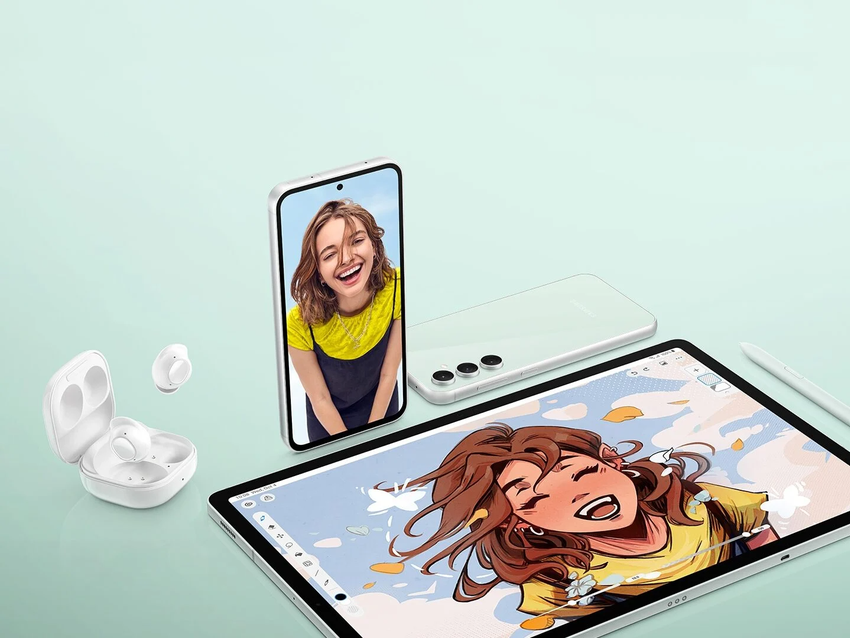 Samsung zeigte die gesamte Fan-Edition-Linie, ohne auf die Präsentation zu warten: Galaxy Buds FE, Galaxy S23 FE und Galaxy Tab S9 FE