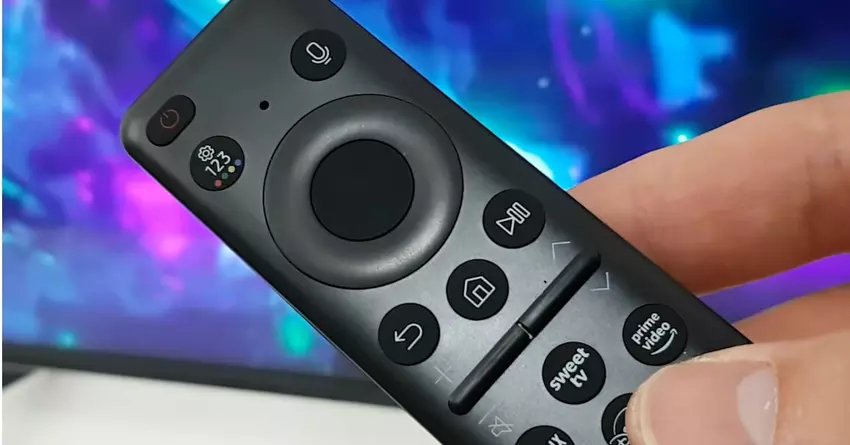 SAMSUNG 75-Zoll-Monitore für Gottesdienst