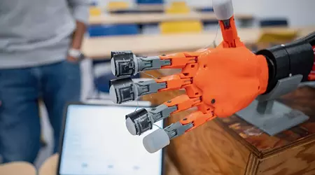 Durchbruch in der Robotik: Wissenschaftler haben zusammen mit Honda einen Sensor entwickelt, der der menschlichen Haut ähnelt - dies wird die Verbesserung humanoider Roboter ermöglichen