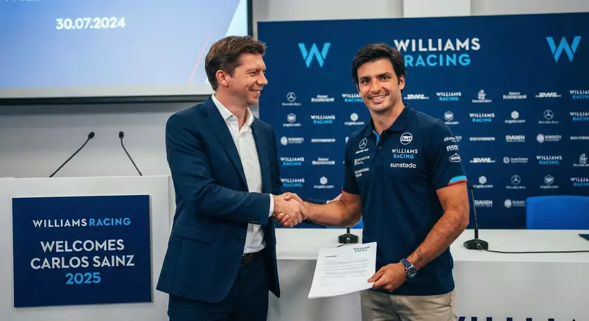 Carlos Sainz, Formel-1-Fahrer der Scuderia Ferrari, wechselt zum Williams Racing Team