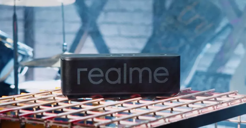 Realme Brick Bluetooth-Lautsprecher: kabelloser 20-W-Lautsprecher mit IPX4-Schutz, Mikrofon und bis zu 14 Stunden Akkulaufzeit für $39