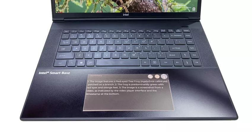 Ein Schlag ins Kontor: E Ink und Intel präsentieren ePaper-Touchpad für Laptops