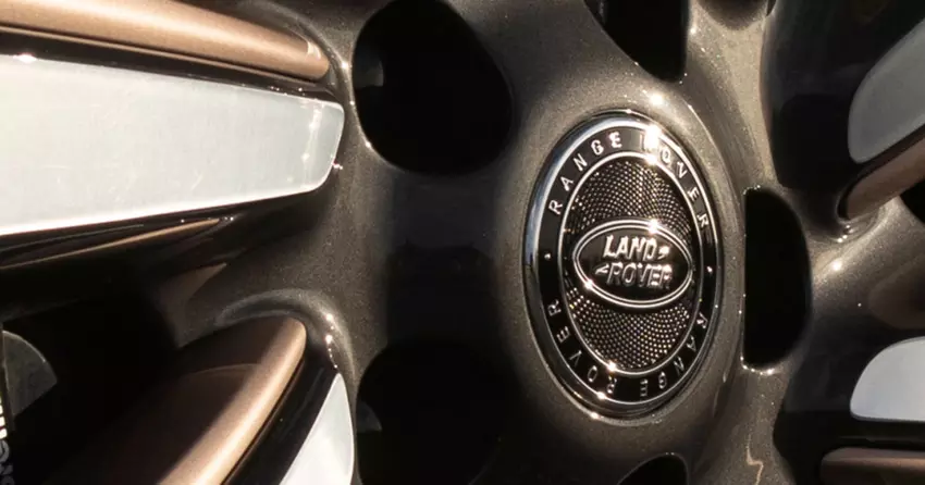 JLR wird beginnen, Pirelli-Reifen aus erneuerbaren Materialien in seinen Autos zu montieren