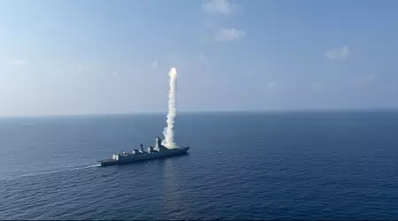Der indische Zerstörer Rajput hat den Überschall-Marschflugkörper BrahMos erfolgreich gestartet