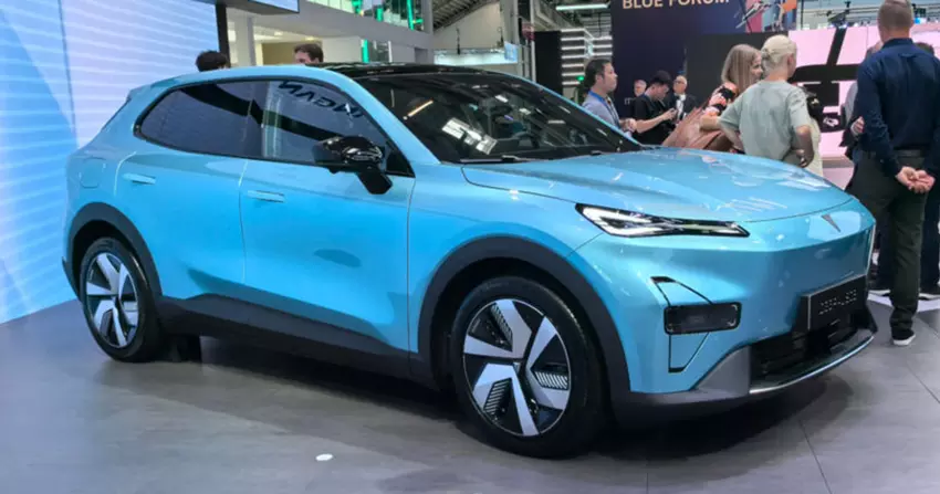 Der elektrische Changan Deepal S05 hat seinen Preis auf dem Weg von China nach Deutschland mehr als verdoppelt