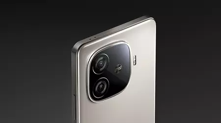iQOO Neo 10R wird in der Farbe MoonKnight Titanium präsentiert