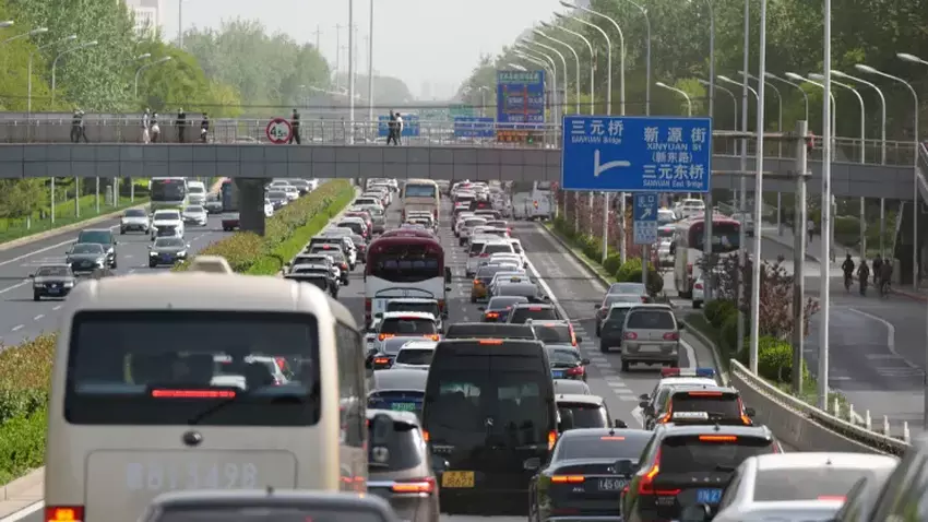 Chinesischer Tesla-Konkurrent darf Drohnen in Peking einsetzen
