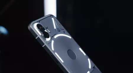 Ohne auf die Präsentation zu warten: MKBHD zeigt Nothing Phone (2) auf Video