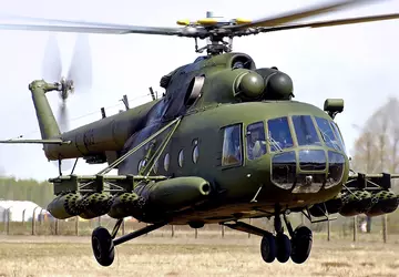 Die Slowakei übergab der Ukraine Mi-17- ...