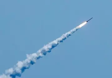 Die ukrainische Luftwaffe zerstörte vier Kalibr-Raketen, ...