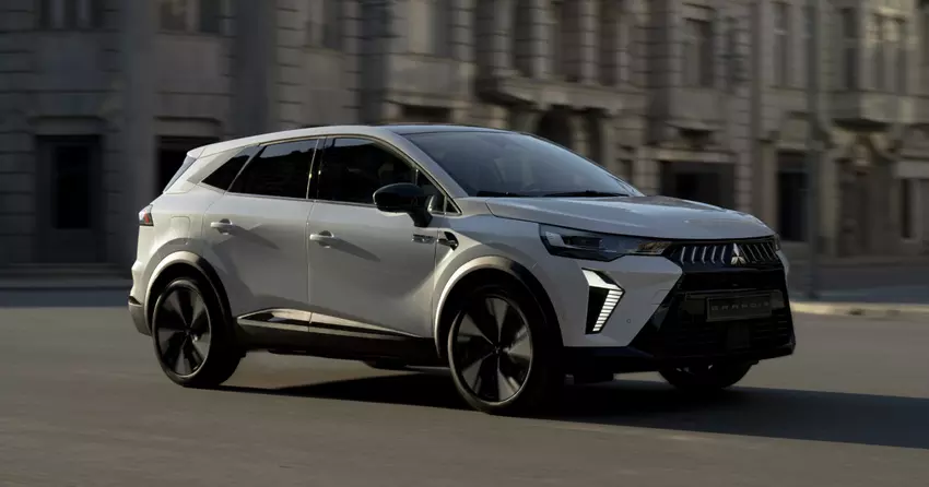 Mitsubishi hat den neuen Grandis vorgestellt, der eine umbenannte Version des Renault Symbioz ist