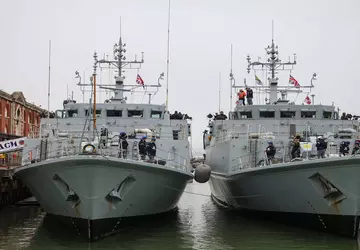 Die ukrainischen Minensuchboote "Tscherkassy" und "Tschernihiw" ...