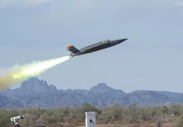 Die US-Marine erhält Kampfdrohnen des Typs ...