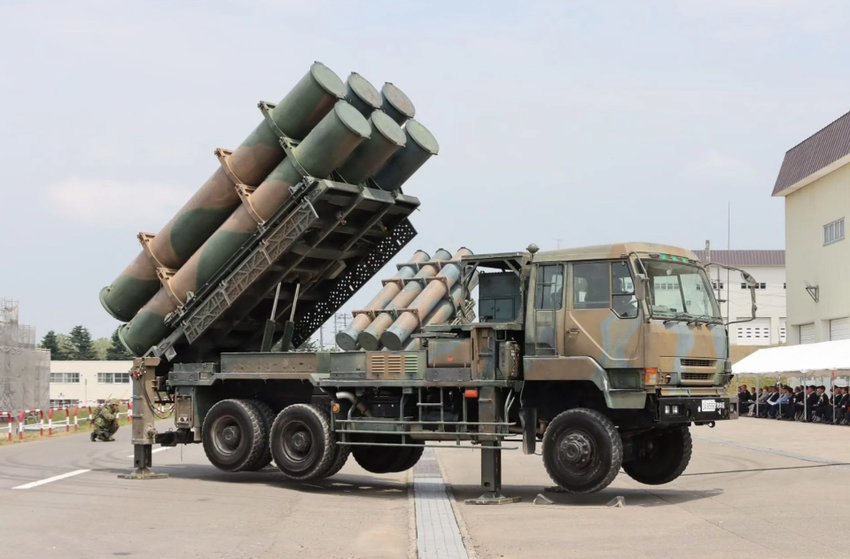 Japan testet zum ersten Mal Langstreckenraketen auf eigenem Territorium