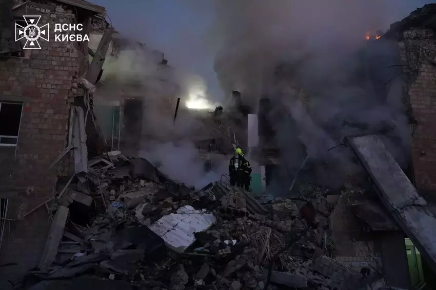 In der Nacht des 28. Augusts griff Russland Kiew mit Geranium-3-Jet-Drohnen mit ausländischen Komponenten an, wobei 15 Menschen, darunter 4 Kinder, getötet wurden