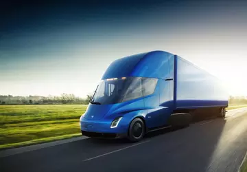 Der Elektro-Lkw Tesla Semi legte bei ...