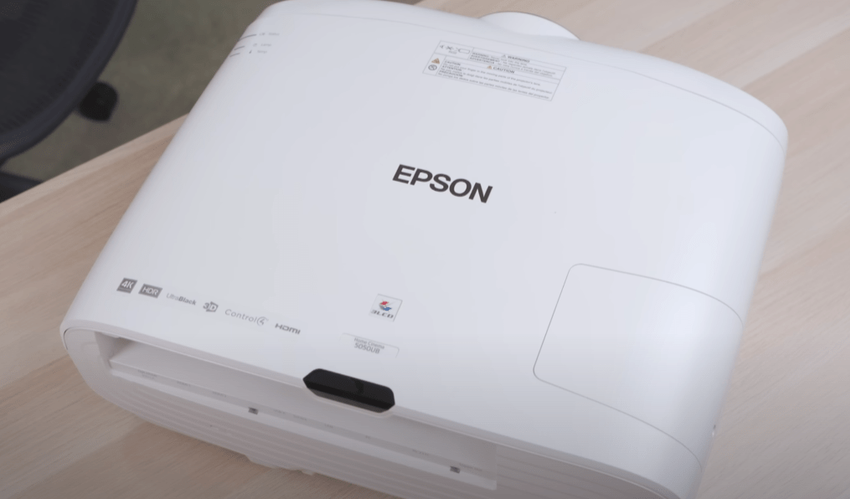 Epson 5050UB oder BenQ HT5550