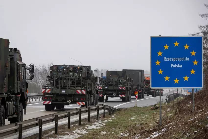 Deutschland stationiert zwei Batterien des Luftabwehrsystems Patriot in Polen