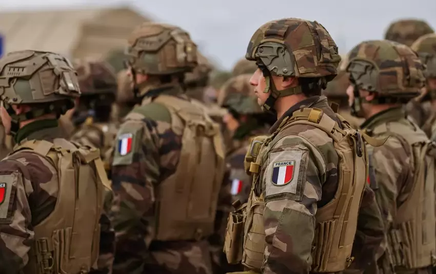 Frankreich beginnt mit dem Abzug seiner Truppen aus dem afrikanischen Land Tschad