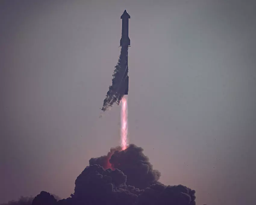 Das Raumschiff wollte sich nicht selbst zerstören und flog 40 Sekunden lang weiter, nachdem es das Selbstzerstörungssignal empfangen hatte.