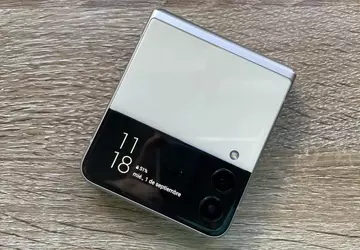 Galaxy Flip 3 erhielt ein Update ...