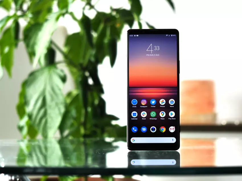 Ein Bild des Sony Xperia 1 V mit einer periskopischen Kamera ist online aufgetaucht