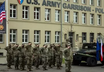 Die USA werden eine ständige Militärbasis ...