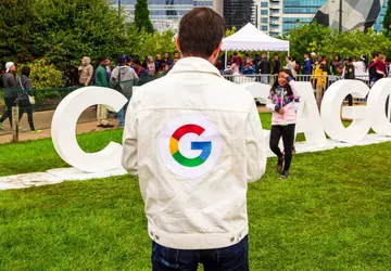 Google-Mitarbeiter, die am Chatbot Bard gearbeitet ...