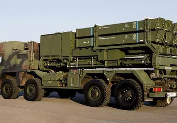 Norwegen finanziert Luftabwehrsystem IRIS-T SL für ...