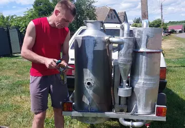 Der Ukrainer hat das Auto wegen ...