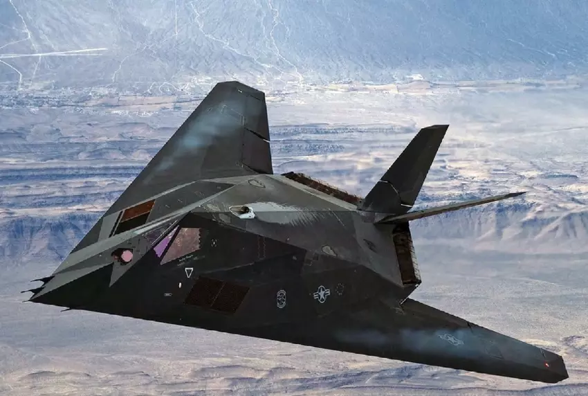 Die USA wollen die Lebensdauer des Tarnkappen-Angriffsflugzeugs Lockheed F-117 Night Hawk bis 2034 verlängern