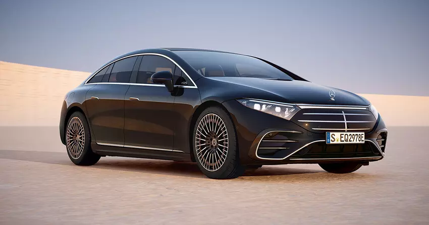 Mercedes entwickelt "Solarlack", mit dem Elektroautos Tausende von Kilometern pro Jahr zurücklegen können