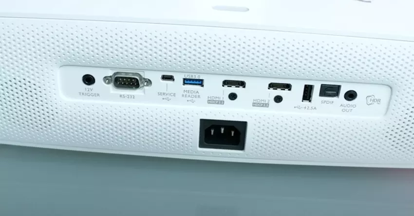 BenQ TK850 Projektor für einen Keller