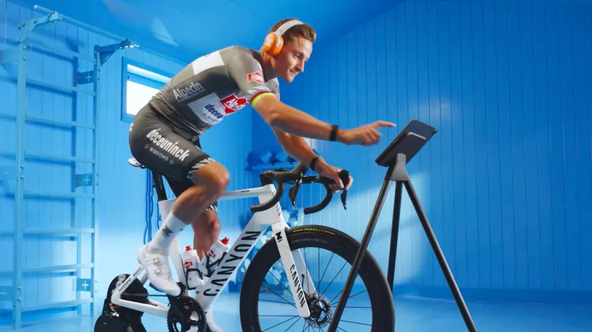 H2O Audio hat die limitierte Auflage der Zwift x RIPT Ultra - Kopfhörer für ernsthafte Workouts herausgebracht