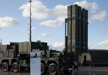 Deutschland wird der Ukraine das Luftverteidigungssystem ...