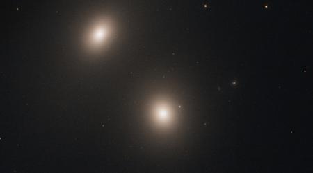 Hubble entdeckt eine weitere Radiogalaxie mit einem aktiven Kern und einem supermassiven schwarzen Loch