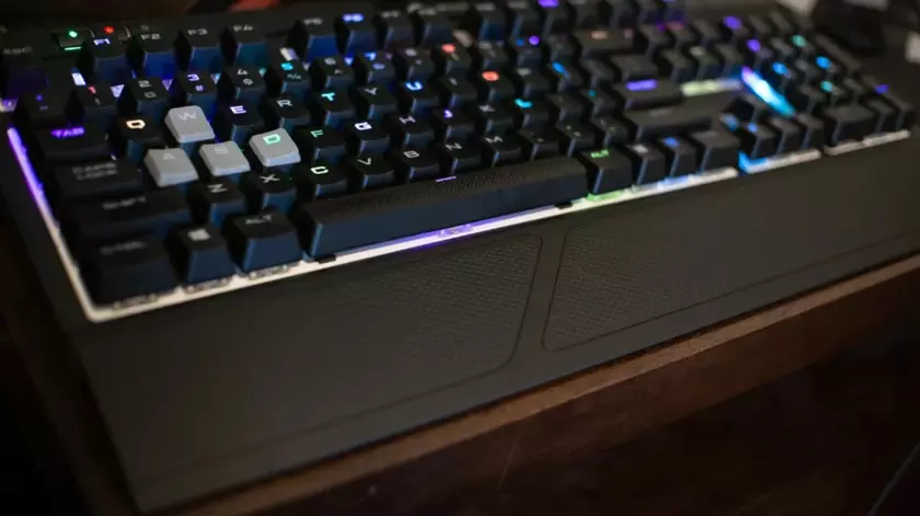 Corsair Strafe RGB MK.2 leise mechanische Tastatur