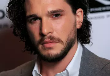 "Game of Thrones"-Star Kit Harington erschien ...