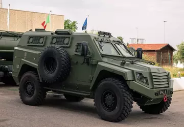 Die ukrainischen Streitkräfte erhalten gepanzerte SHIELD ...