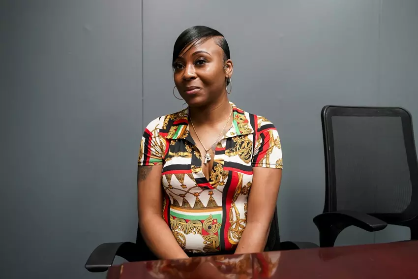 Die Polizei von Detroit wird die Regeln für den Einsatz von Gesichtserkennung ändern, nachdem sie irrtümlich eine schwangere Frau verhaftet hat