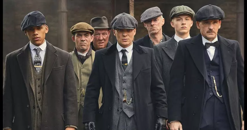 Steven Knight hat angekündigt, dass ein Peaky Blinders-Spin-off für 2025 geplant ist