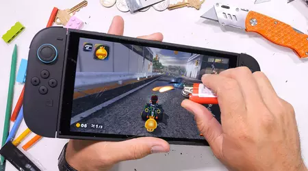 Ein Skalpell, ein Feuerzeug und starke Hände haben die Nintendo Switch 2 nicht kaputtgemacht: Blogger JerryRigEverything hat die neue Konsole auf Haltbarkeit getestet