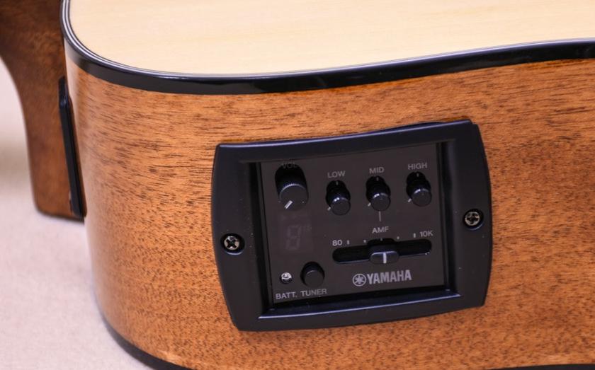 Yamaha FGX800C Akustikgitarre unter 1000 Euro