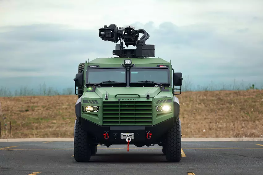 Ukraine und Kanada starten gemeinsame Produktion von Roshel-Panzern