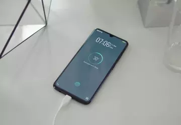 Die Flaggschiffe Vivo X80 und NEX ...